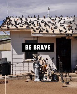 Shutter-clothing-shop-product-be-brave