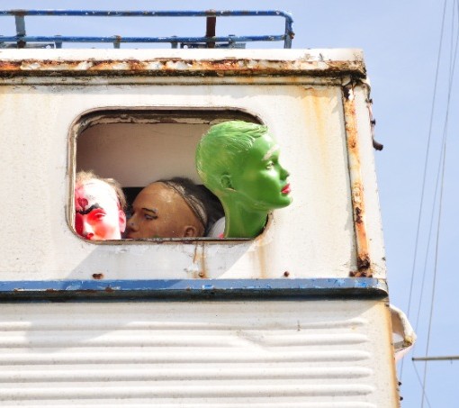 SHUTTER-CLOTHING-GREENFACE