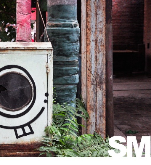 SHUTTER-CLOTHING-SMILE