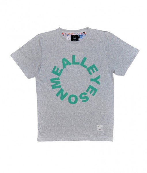 shutter-clothing-grey-AEOM-vert