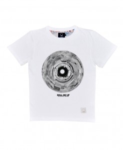 shutter-clothing-white-rollmeup